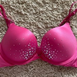 Victoria's Secret Bombshell Add-2-Cup Push-Up Super Push-Up Bra